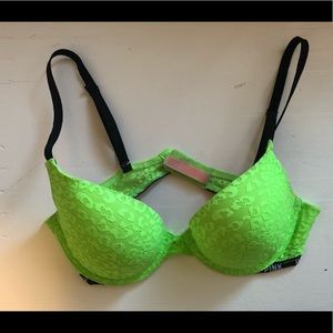 PINK Victoria’s Secret Push-up 34C Bra